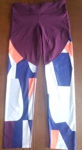 Under Armor Heat Gear Cropped Leggings